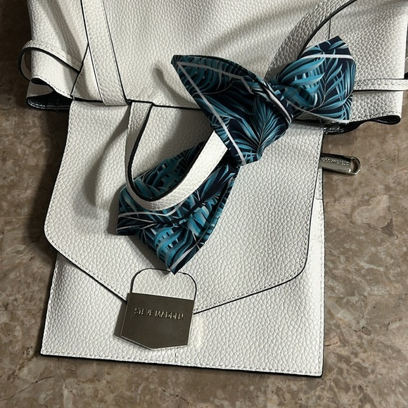 Steve Madden chunky white purse, backpack,like new!textured, academia,utility - Picture 11 of 16